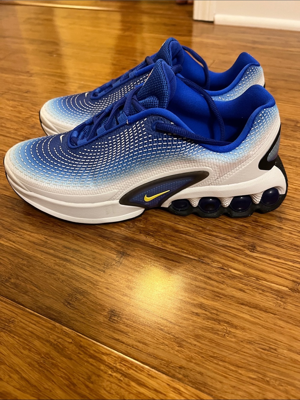 Nike Youth Blue and White Gradient Athletic Sneakers